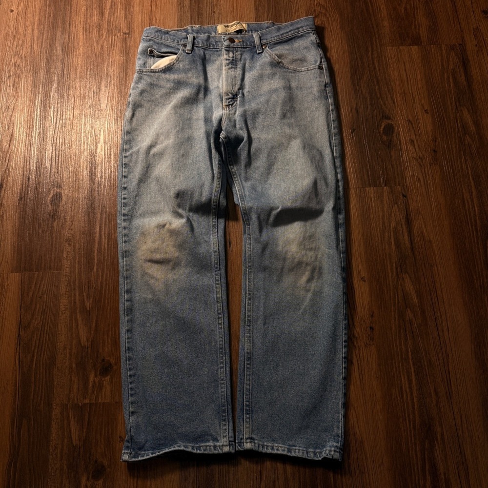 Wrangler Authentics Mens Straight Leg Jeans Light Wash 34x28 ZM100DX Blue